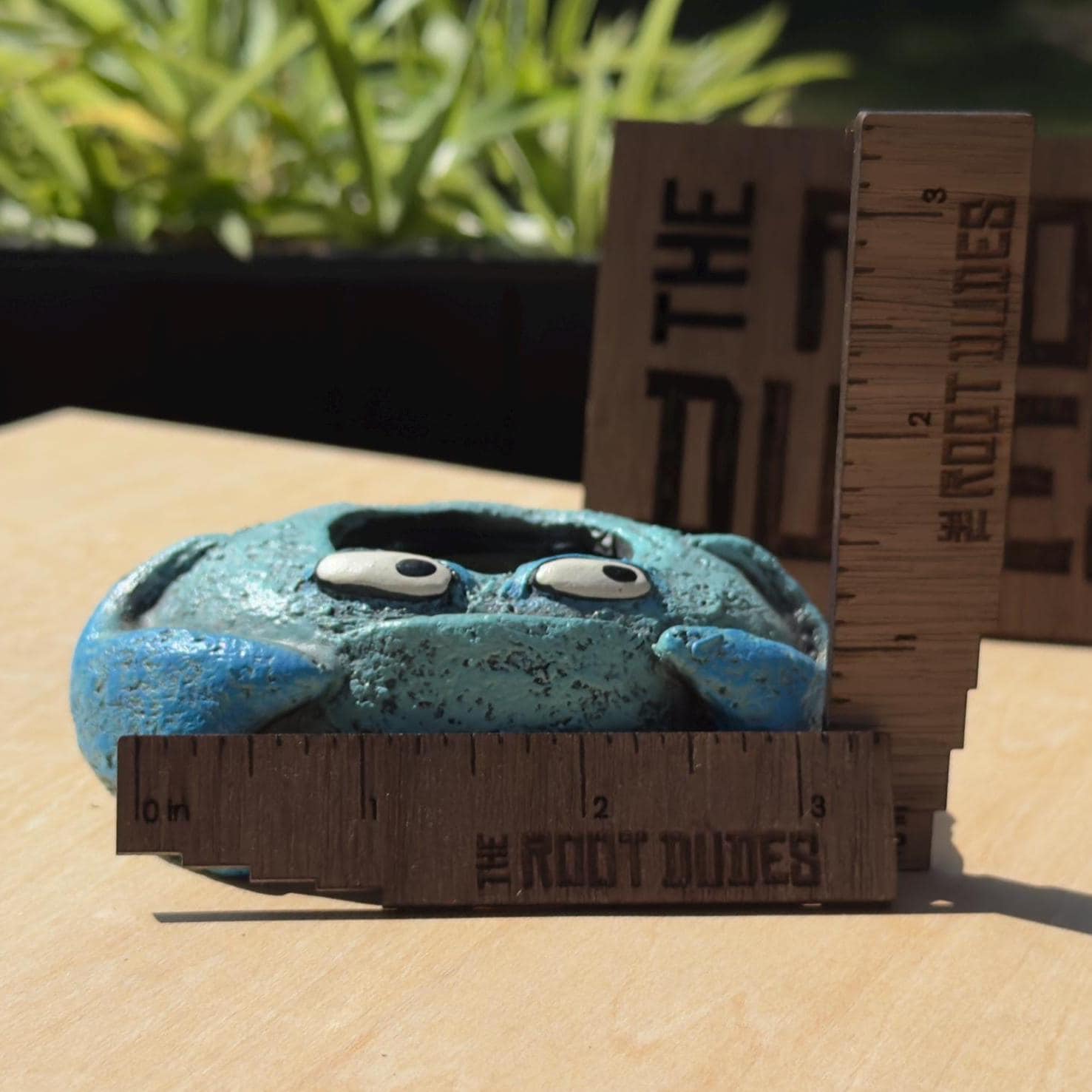 Krusty Crab Planter – Small Quirky Beach Shack Succulent Pot